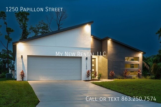 Building Photo - 1250 Papillon St