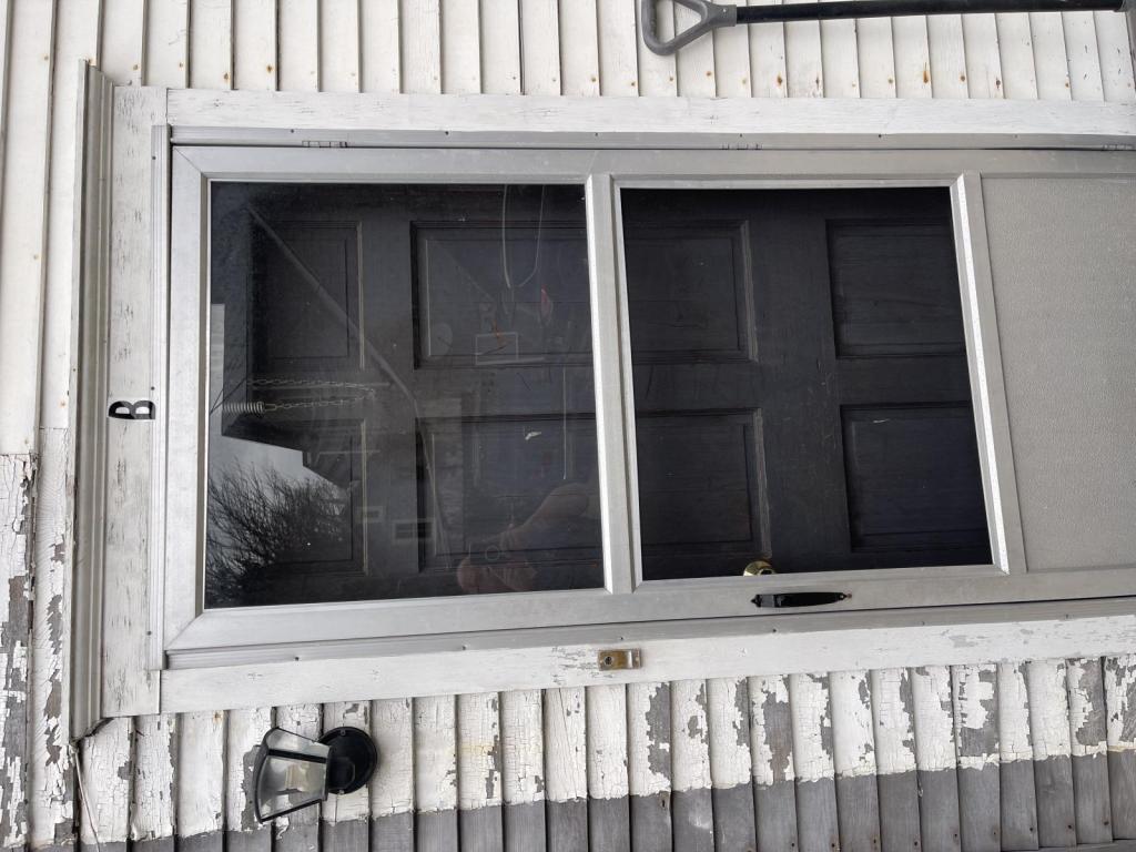 Primary Photo - 136 Pottsville St