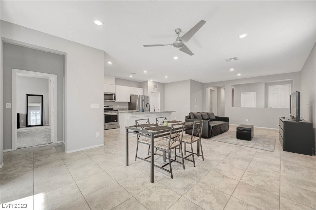 Foto principal - 9717 W Meranto Ave