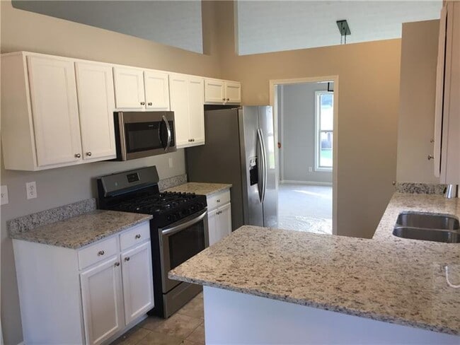 Building Photo - 2575 Hamilton Chase Run