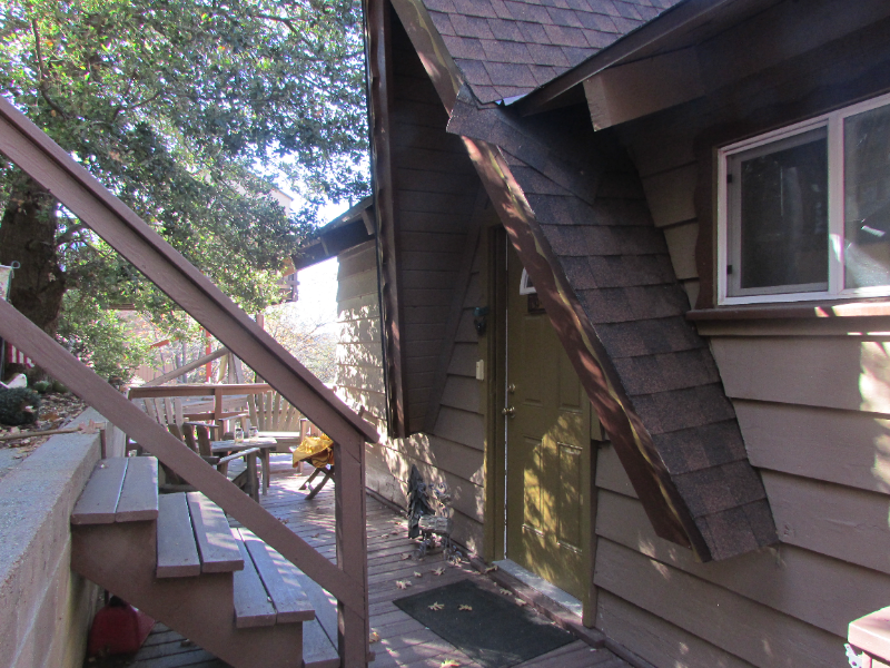 Primary Photo - 626 Chateau Dr