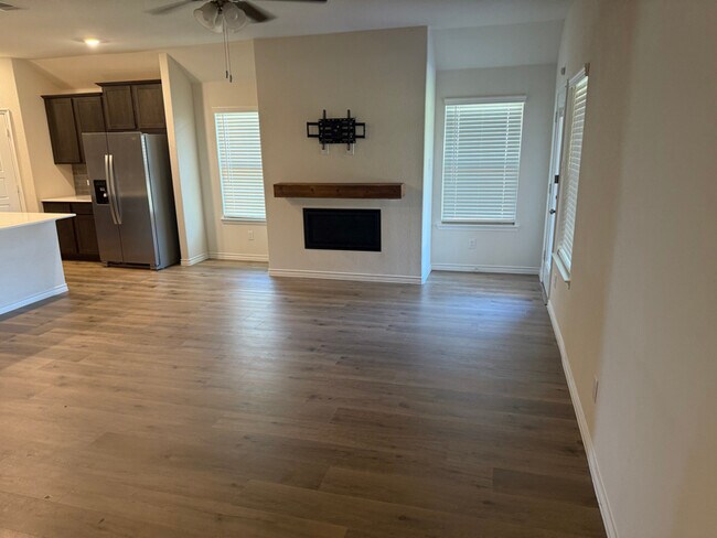 Foto del edificio - 105 Condor Pass