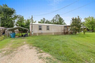 Building Photo - 2416 Bonito Dr