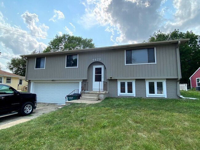 Exterior - 4420 60th St