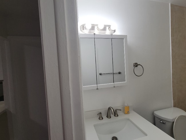 Foto del edificio - 3701 NW 20th Ct