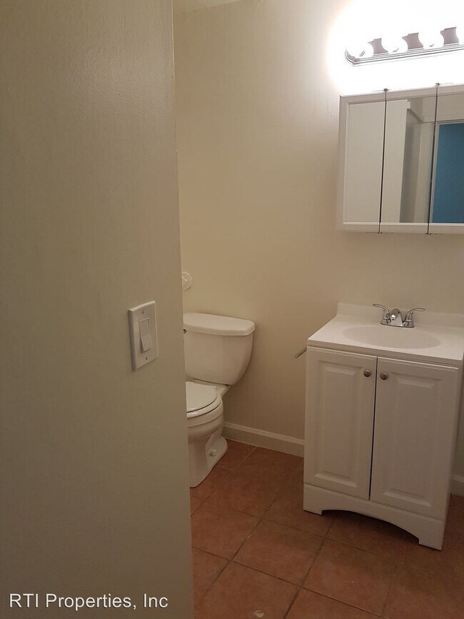 Building Photo - 4737 Artesia Blvd