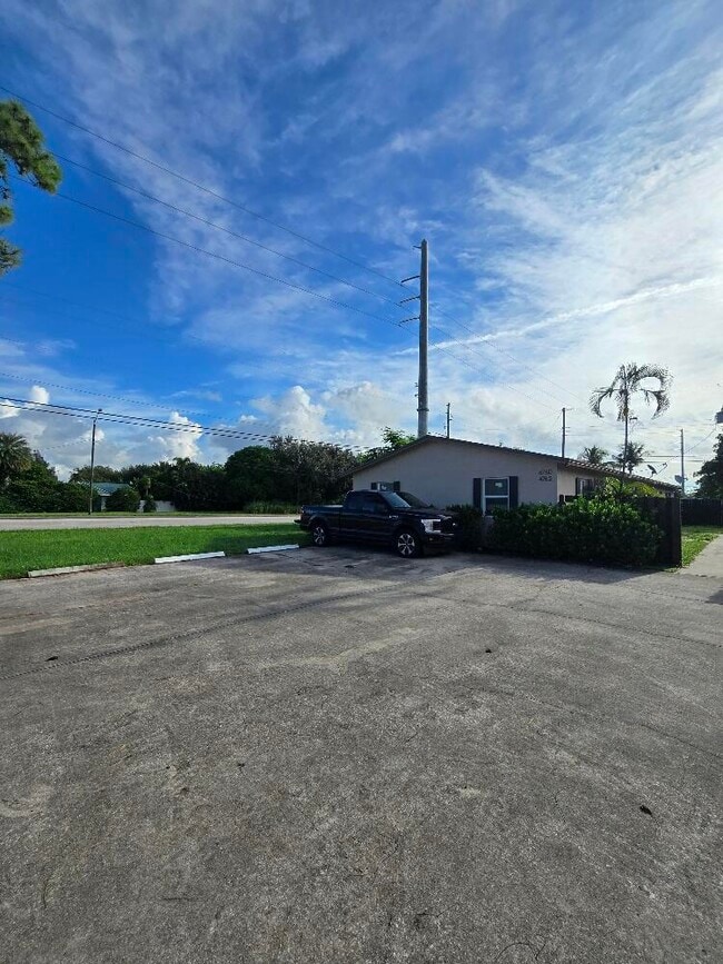 Building Photo - 4760 Lehto Ln