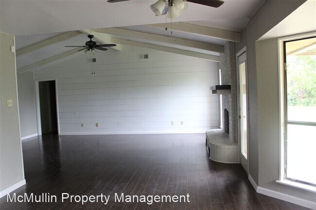 Foto del edificio - 1909 Shoemaker Dr