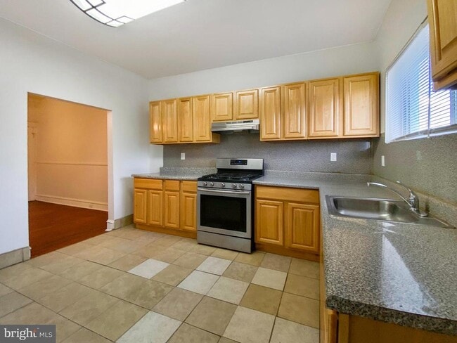 Foto del edificio - 5726 Florence Ave