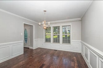 Building Photo - 2513 W Clubview Cir