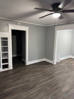 Área de estar - 220 E Morgan St