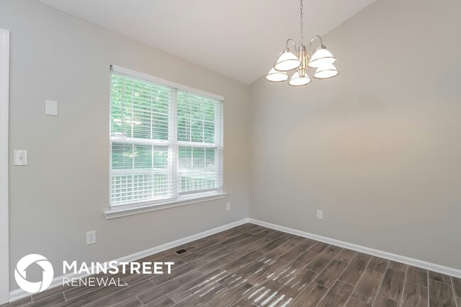 Building Photo - 6756 Spring Head Dr