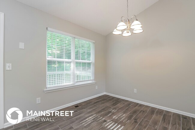 Foto del edificio - 6756 Spring Head Dr