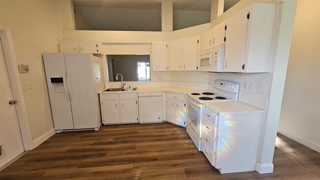 Foto del edificio - 3938 Creek Woods Dr