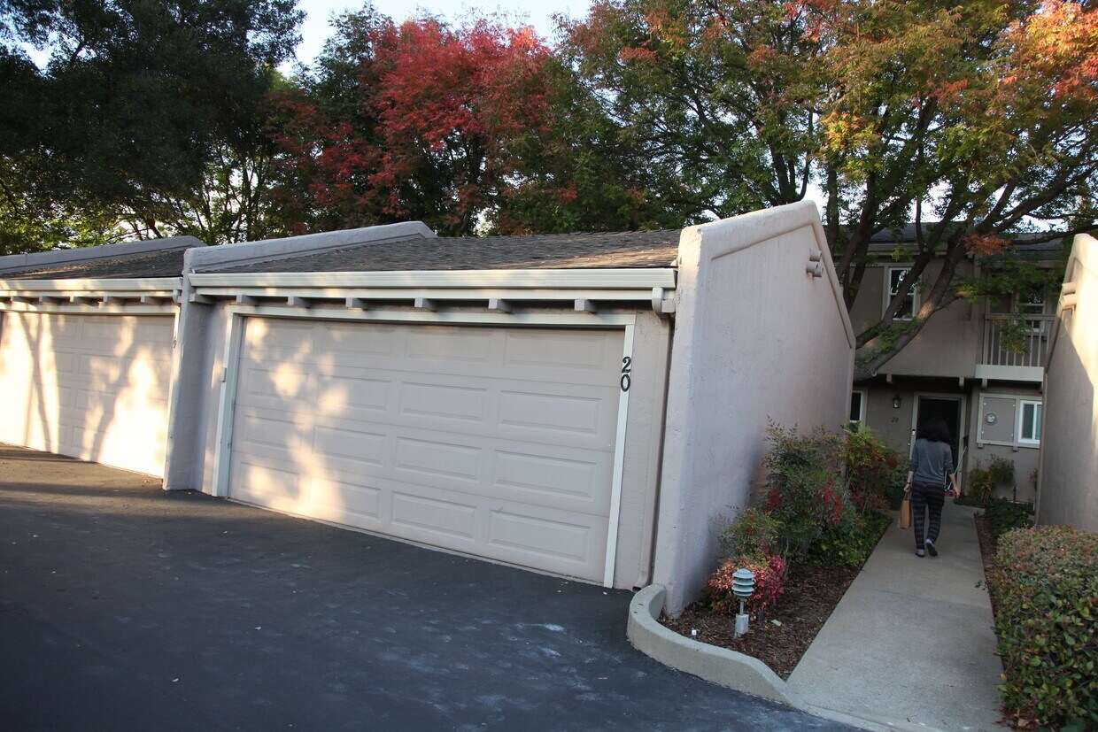 16345 Los Gatos Blvd, Los Gatos, CA 95032 Townhouse for Rent in Los