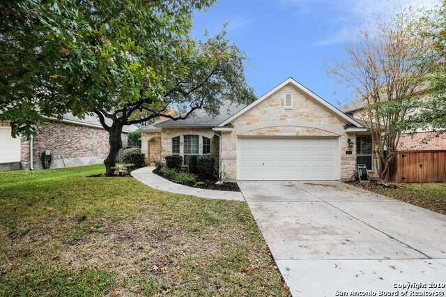 Building Photo - 406 Persimmon Trail