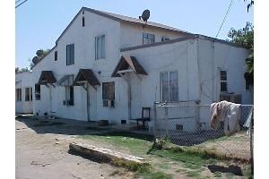 Building Photo - 735 S Maple St
