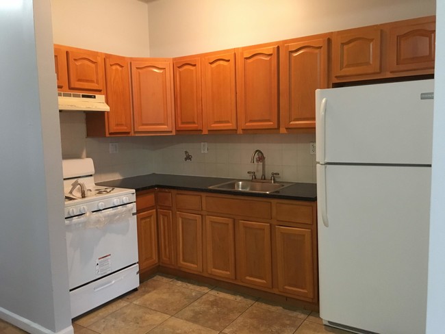 811 Van Sinderen Ave Unit A, Brooklyn, NY 11207 - Apartments in ...