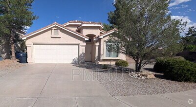 Building Photo - 9800 Kokopelli Dr NW