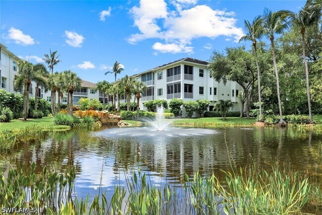 Building Photo - 800 Breakaway Ln