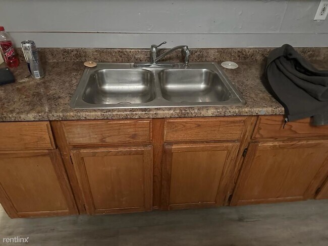 Building Photo - 3 br, 2 bath House - 111 South Roosevelt A...