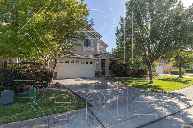 Foto del edificio - 6221 Crestview Cir