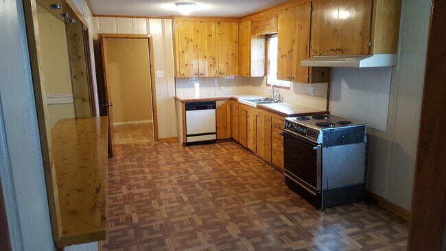 Building Photo - 8681 Farm to Market Rd 2011