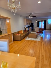 Building Photo - 468 E 42nd St