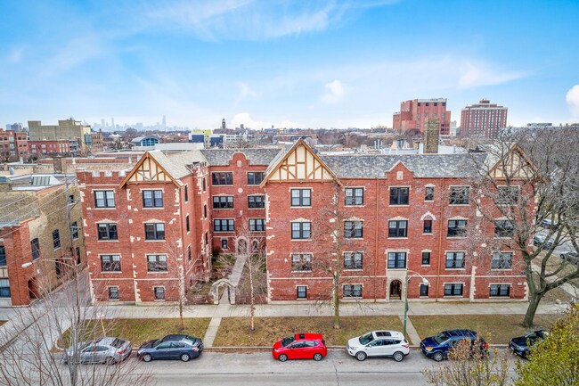 Foto del edificio - 1827 W Leland Ave