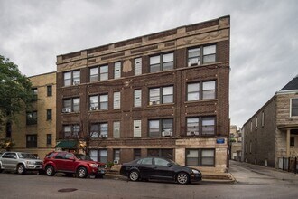 Building Photo - 1034 W George St