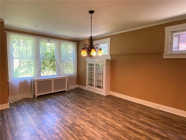 Foto del edificio - 5649 Marlborough Rd