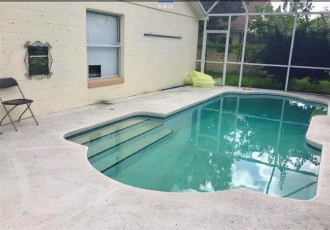 Building Photo - 2127 Rj Cir