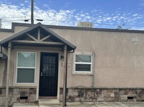 Building Photo - 1433 Lincoln St