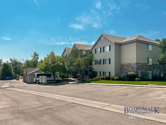 Building Photo - 1529 Westbury Way