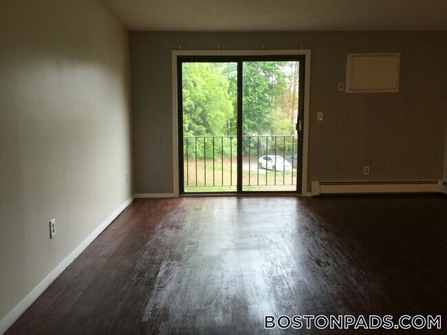 Foto del edificio - 7 Gorham Ave