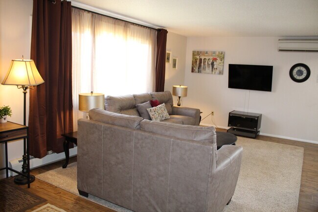 Foto del edificio - 1417 13th St S