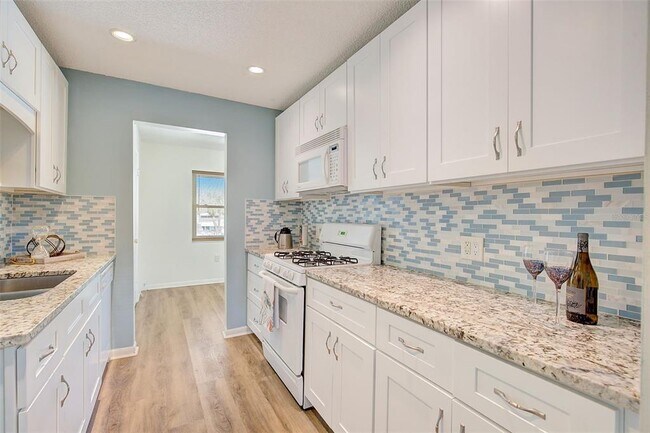 Foto del edificio - 5257 81st Ln N
