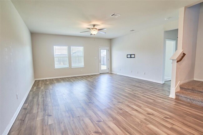 Building Photo - 3034 Mill Run Bnd