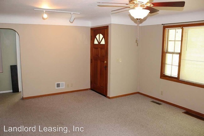 Foto del edificio - 3 br, 1 bath House - 3205 Jaycox Road