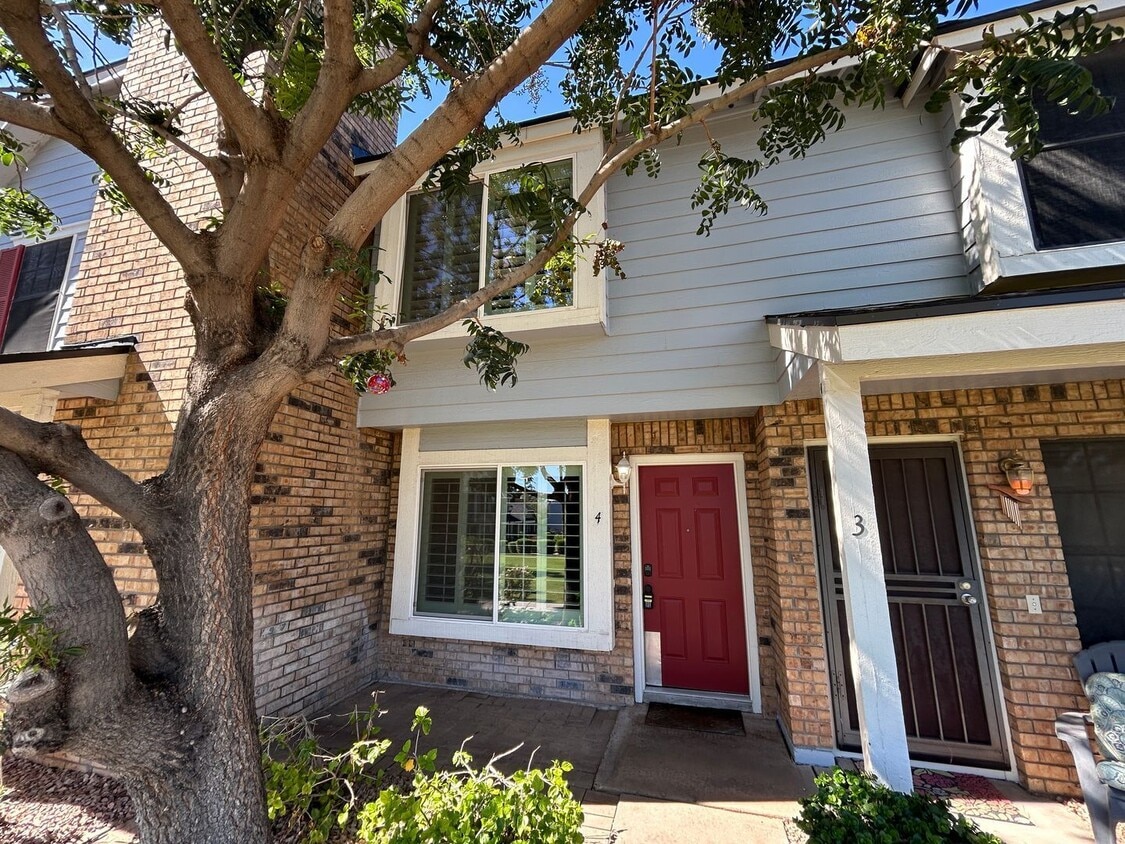 Primary Photo - 9831 S 48th Way