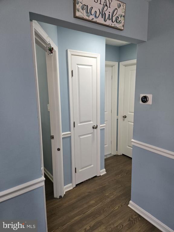 Foto del edificio - 9323 Alcona St