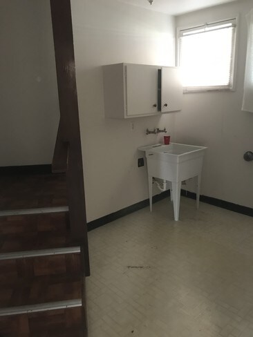 Foto del edificio - 13656 Russell St
