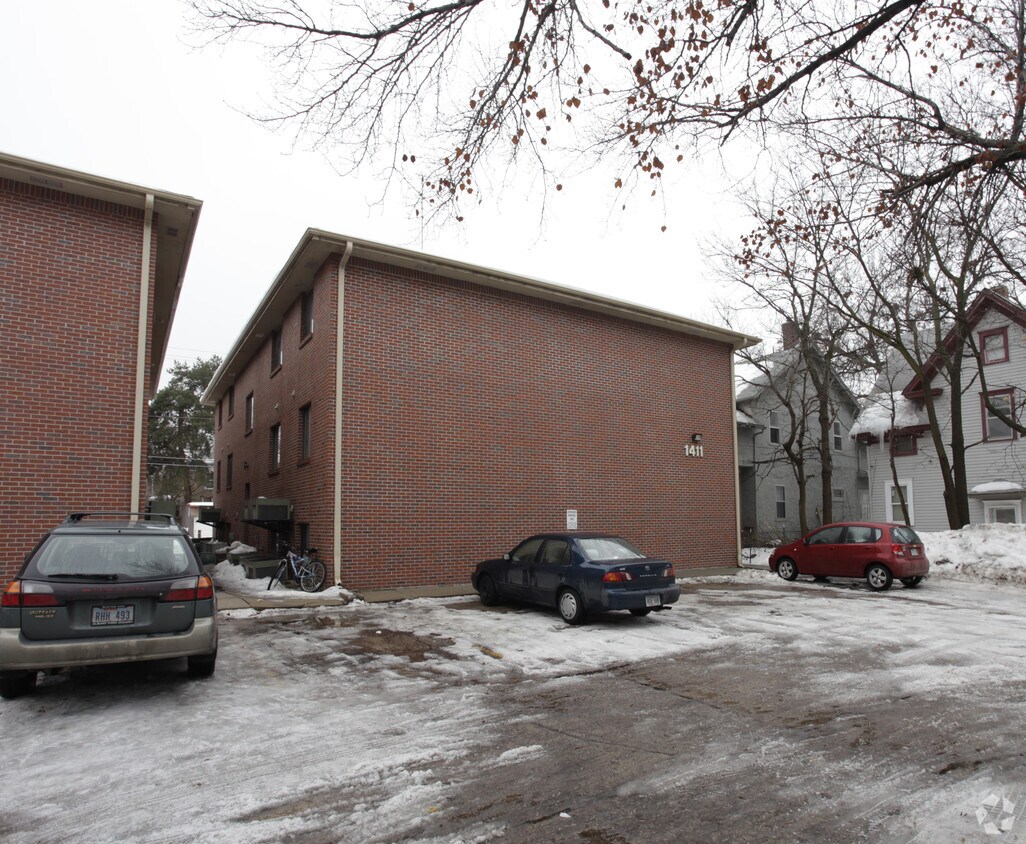 Primary Photo - 1411 D St