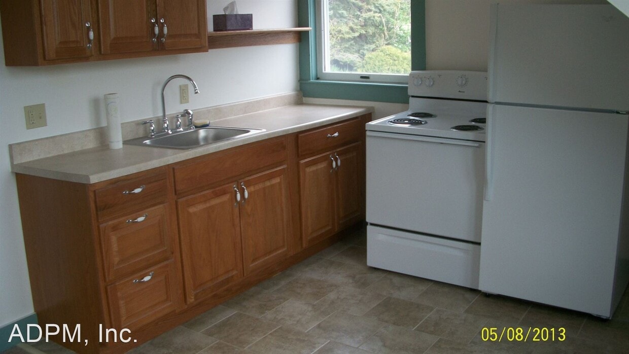 Building Photo - Studio, 1 bath House - 128 Low Street