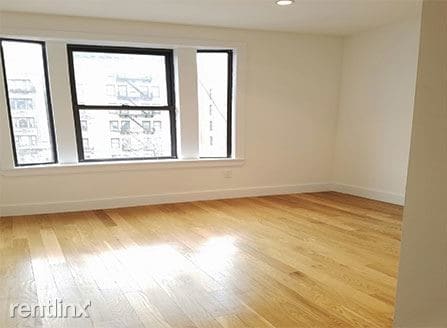 Building Photo - 605 W 137th St