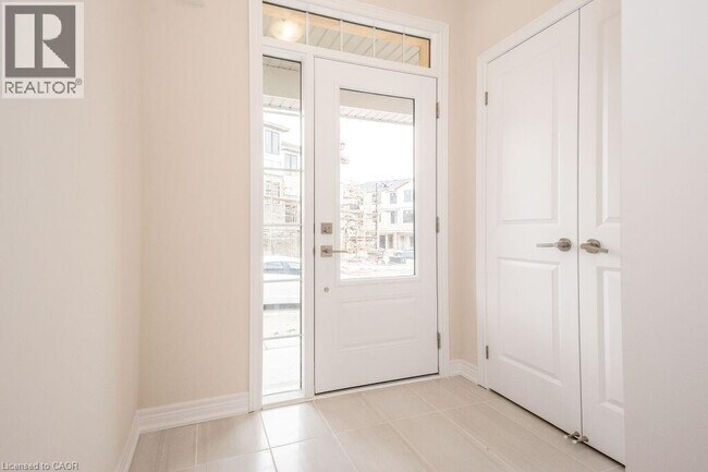 Building Photo - 10 Birmingham Dr