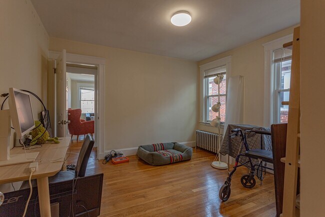 Foto del edificio - 58-60 Colborne Rd