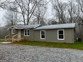 Building Photo - 267 Fred Loggins Rd