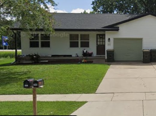 Building Photo - 251 Broadway Dr