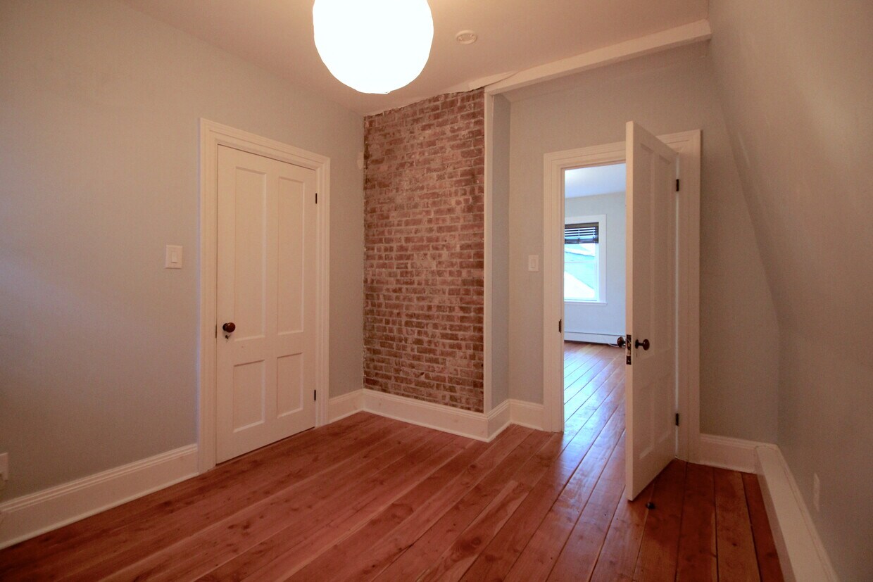 Primary Photo - 197 Liberty St